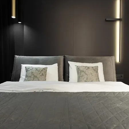 1006 Grand - 4pers Apartamento Bucarest